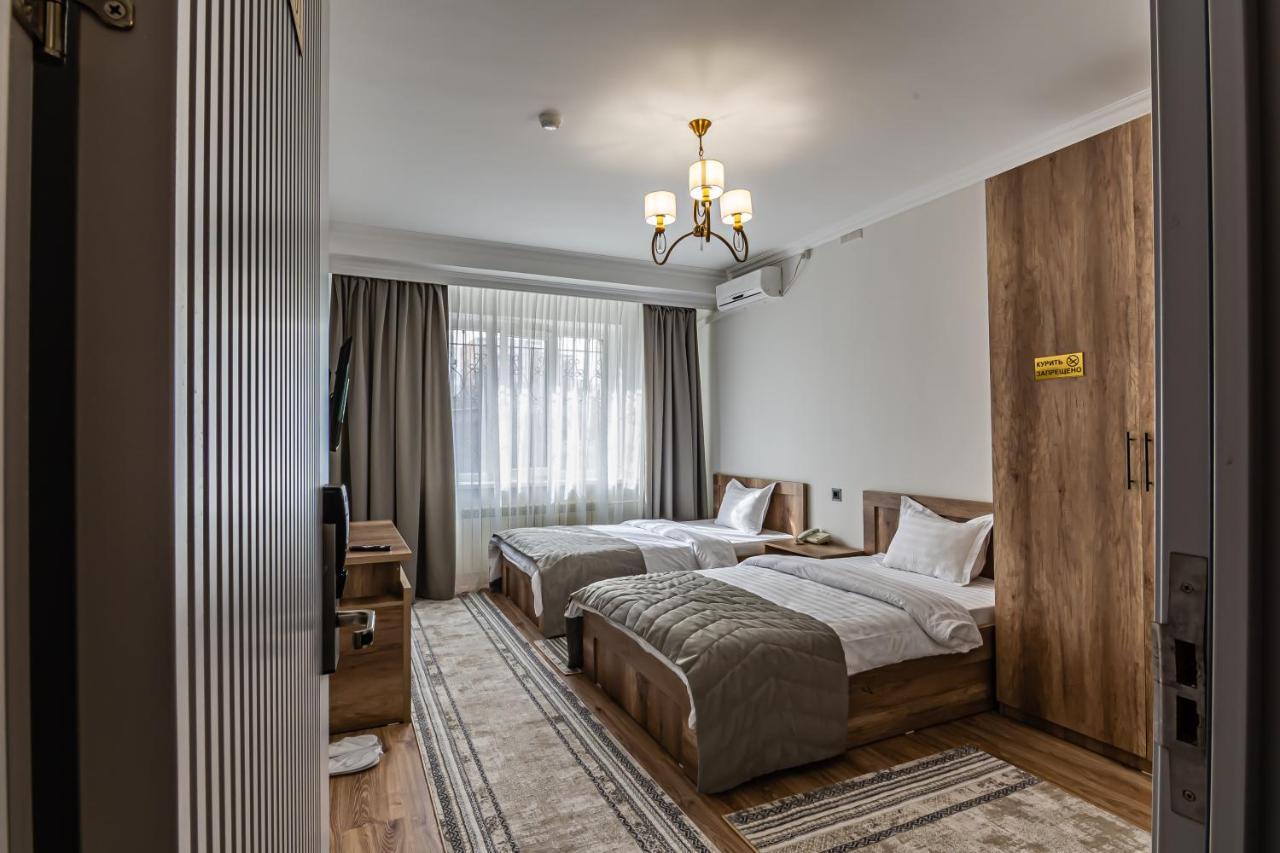 Oscar Hotel By Ag Hotels Group Almaty Esterno foto